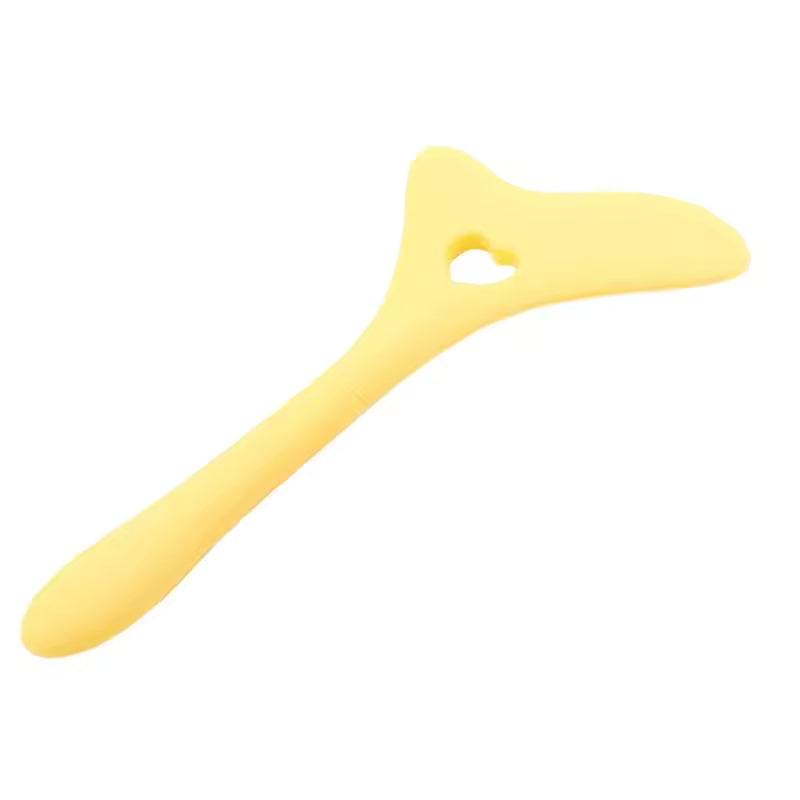 Multi-Functional Silicone Eyeliner Stencil & Lipstick Guide